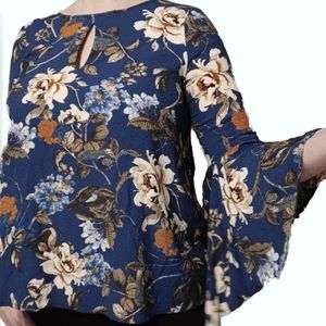 Miss Me Floral Bell Sleeve Blouse Size Small Kehole Neckline